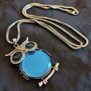 FREE with 2+ items Blue crystal rhinestone owl statement necklace boho